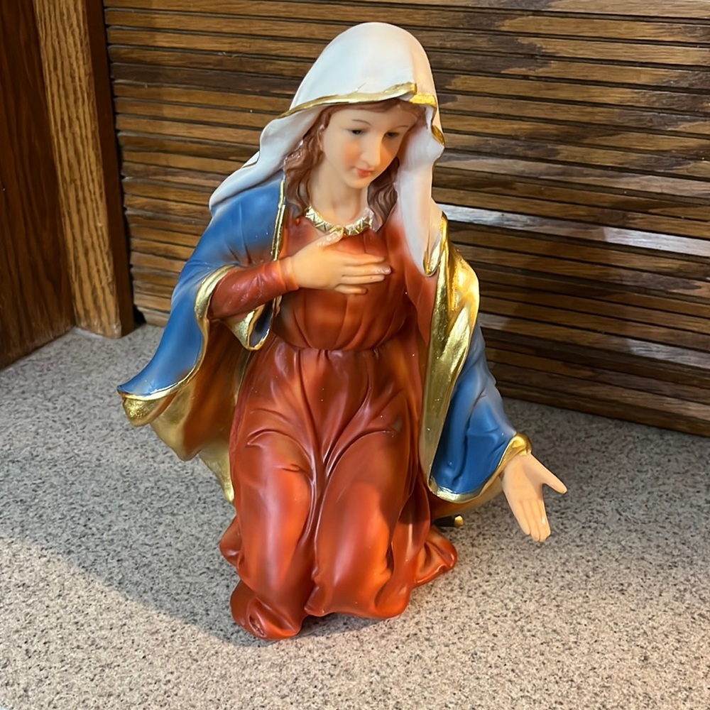 Kurt Adler Nativity Replacement Kneeling Mary Mother of Jesus 11”